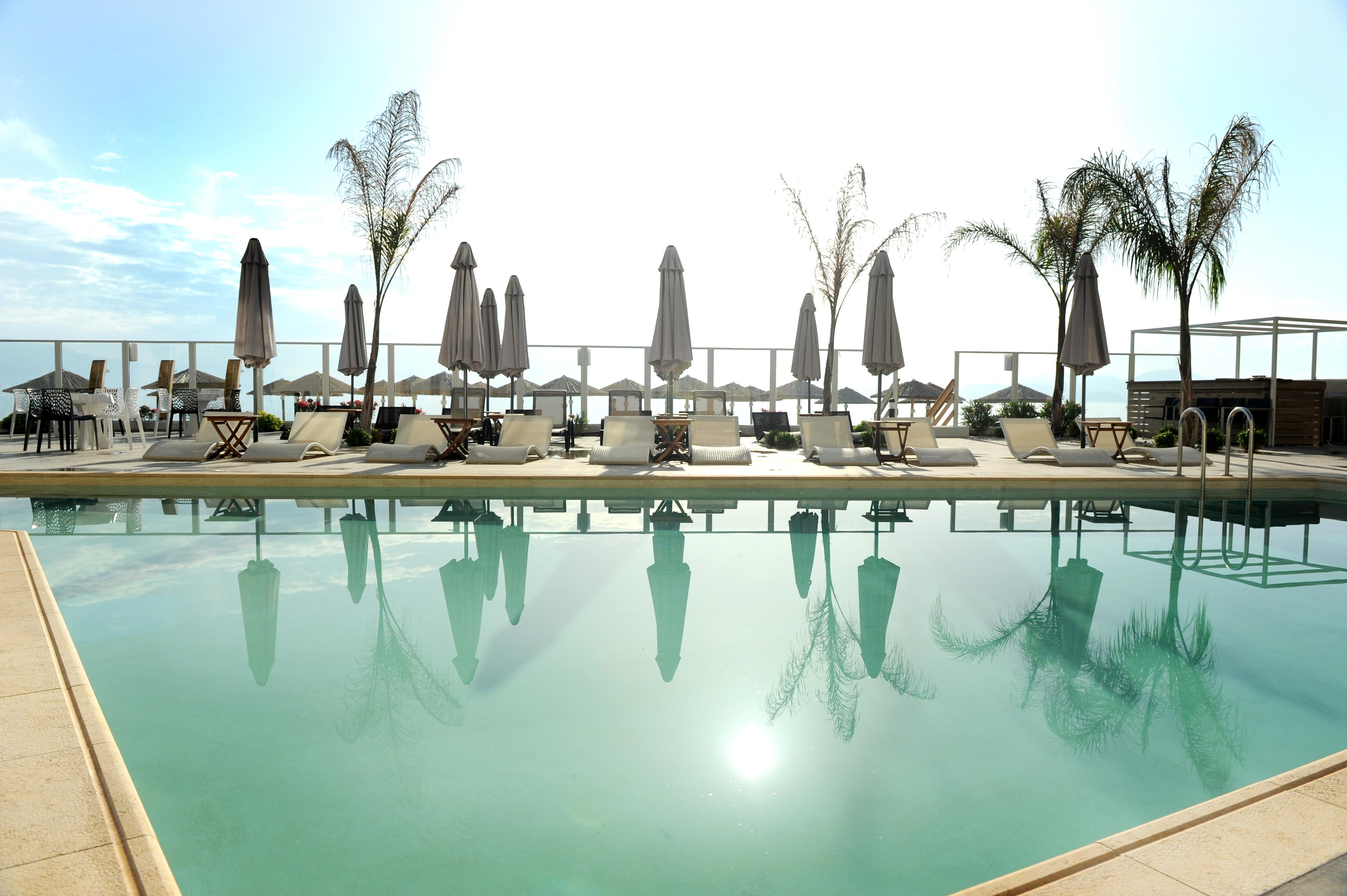 Sikyon Coast Hotel And Resort 西洛卡特伦 外观 照片